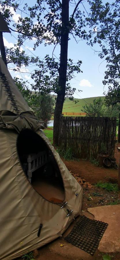 Готель Nguni Moon Tepee Camp Андерберґ Екстер'єр фото