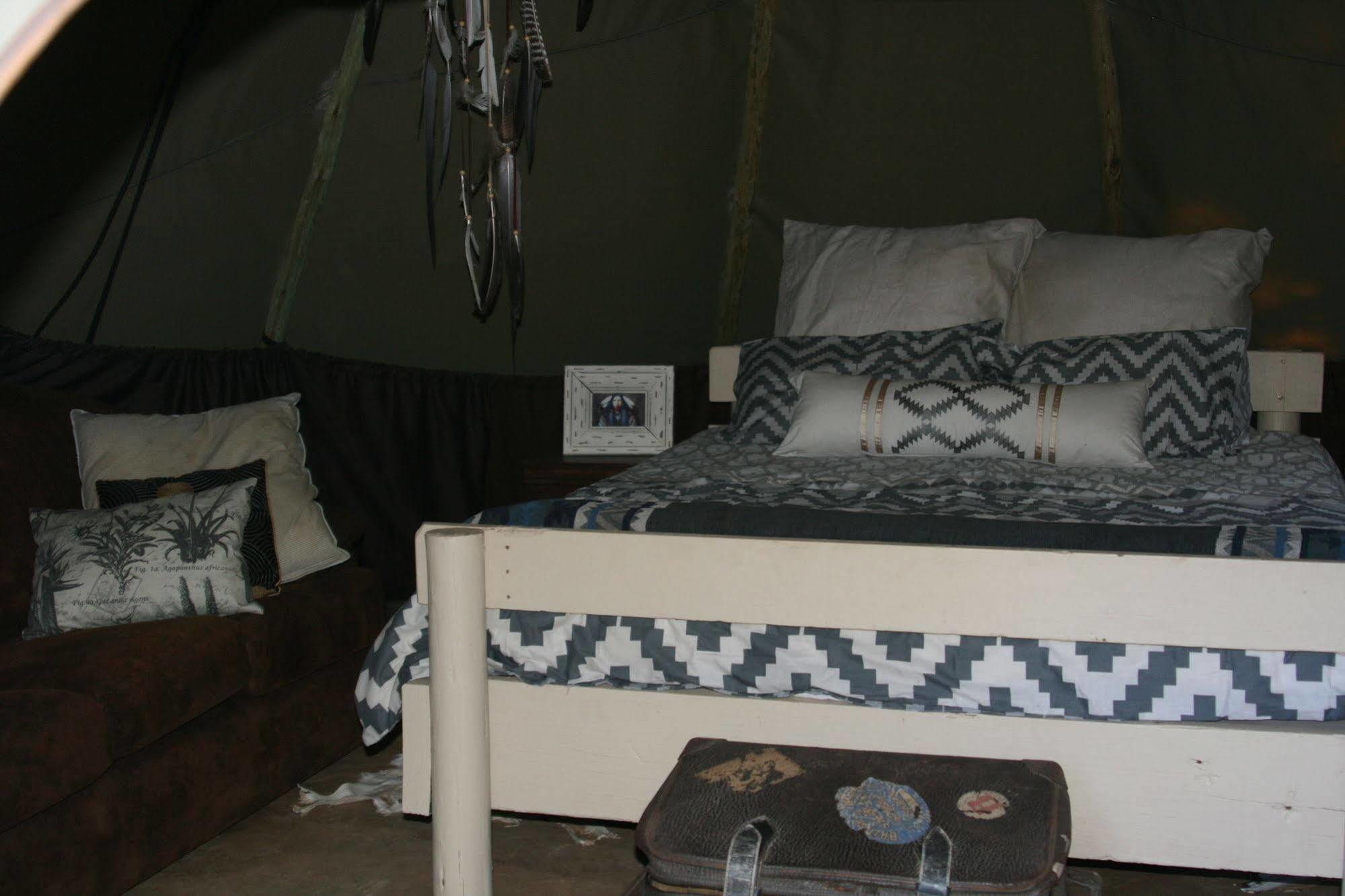Готель Nguni Moon Tepee Camp Андерберґ Екстер'єр фото